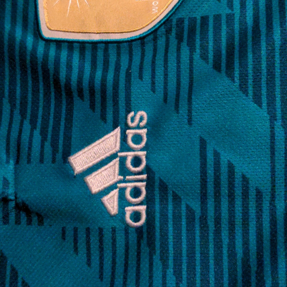 SOLD Mens ADIDAS Germany 2018 Away Jersey Soccer Kit Sz S Slim Fit FIFA - Picture 3 of 6